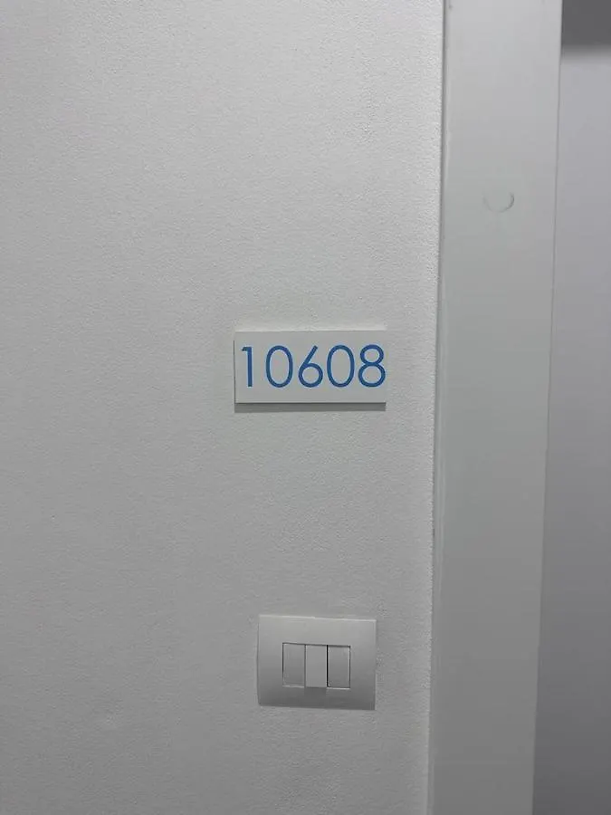 Elvi Apartment Tirana 0*,